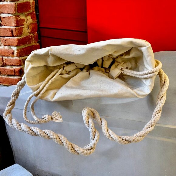 Vintage Hong Kong Straw Woven Shoulder Bag Rope Strap Drawstring Closure - Picture 5 of 14